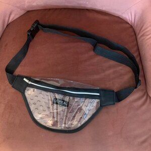 L’Oréal Paris Eyelash Clear Plastic Fanny Pack With Black Strap